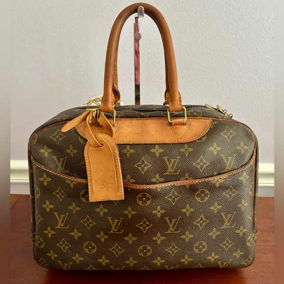 Authentic Louis Vuitton Monogram Deauville Bag, Poignant & Name Tag - Picture 1 of 14